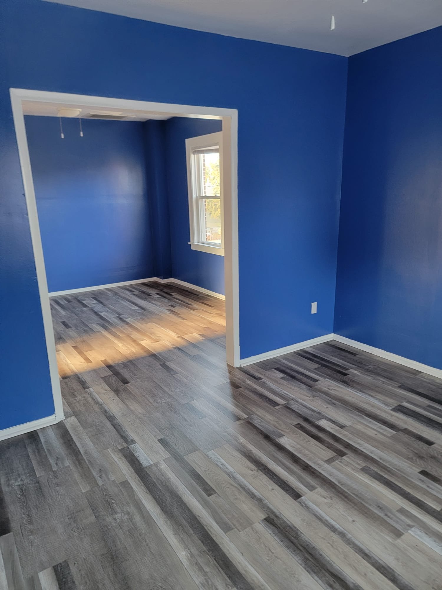 East Chicago Apartment: 1302 W 150th St