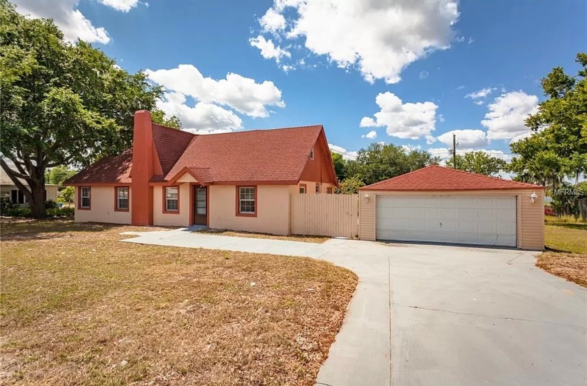 Lake Alfred Multiplex: 875 Lake Shore Way