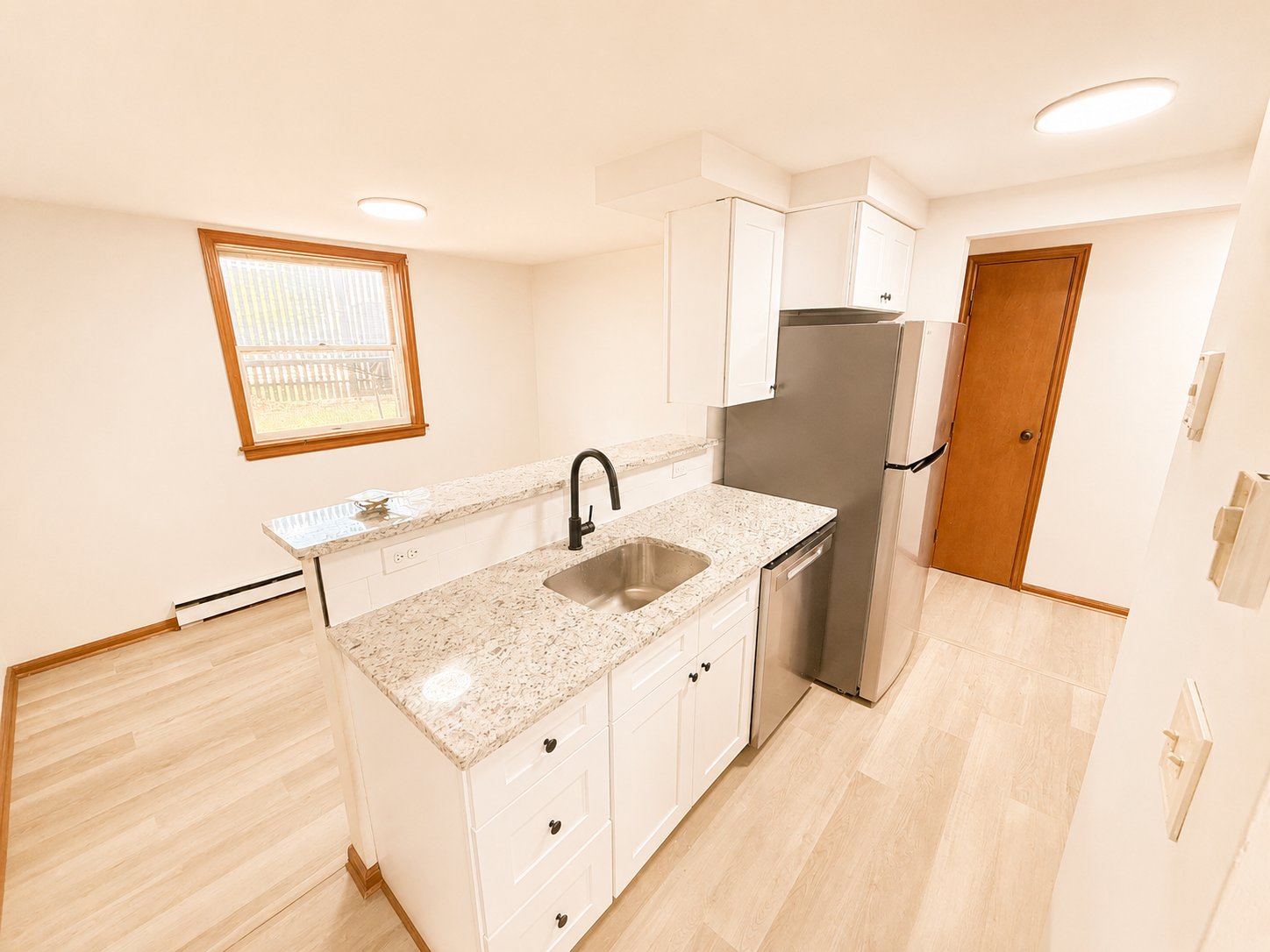 Albany Apartment: 148 McCarty Avenue