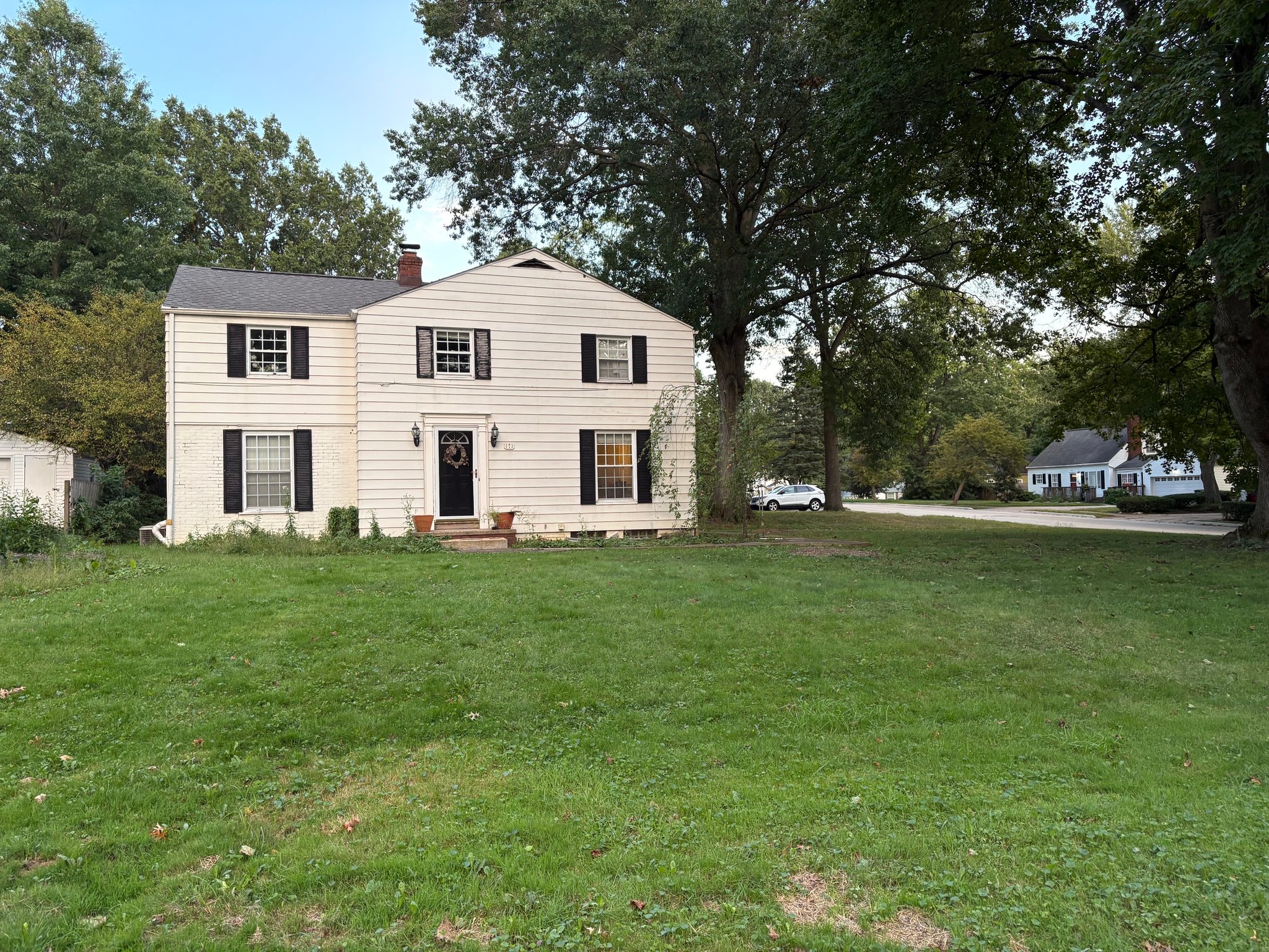 Akron House: 171 Goodhue Dr