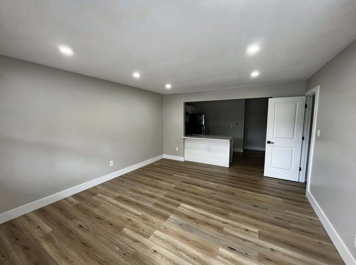Stratford Apartment: 319 Columbia Avenue