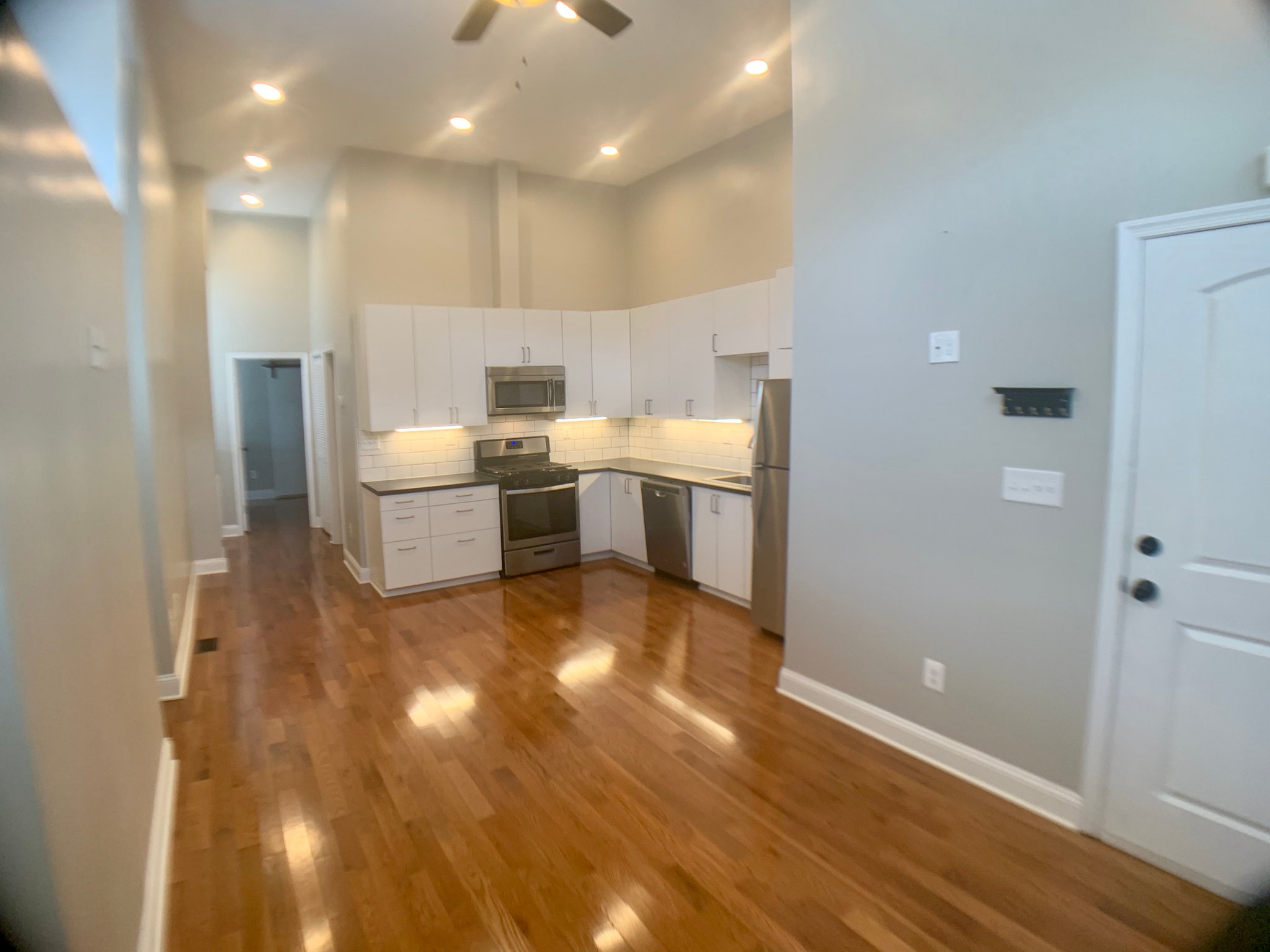 Baltimore Apartment: 227 East Biddle Street