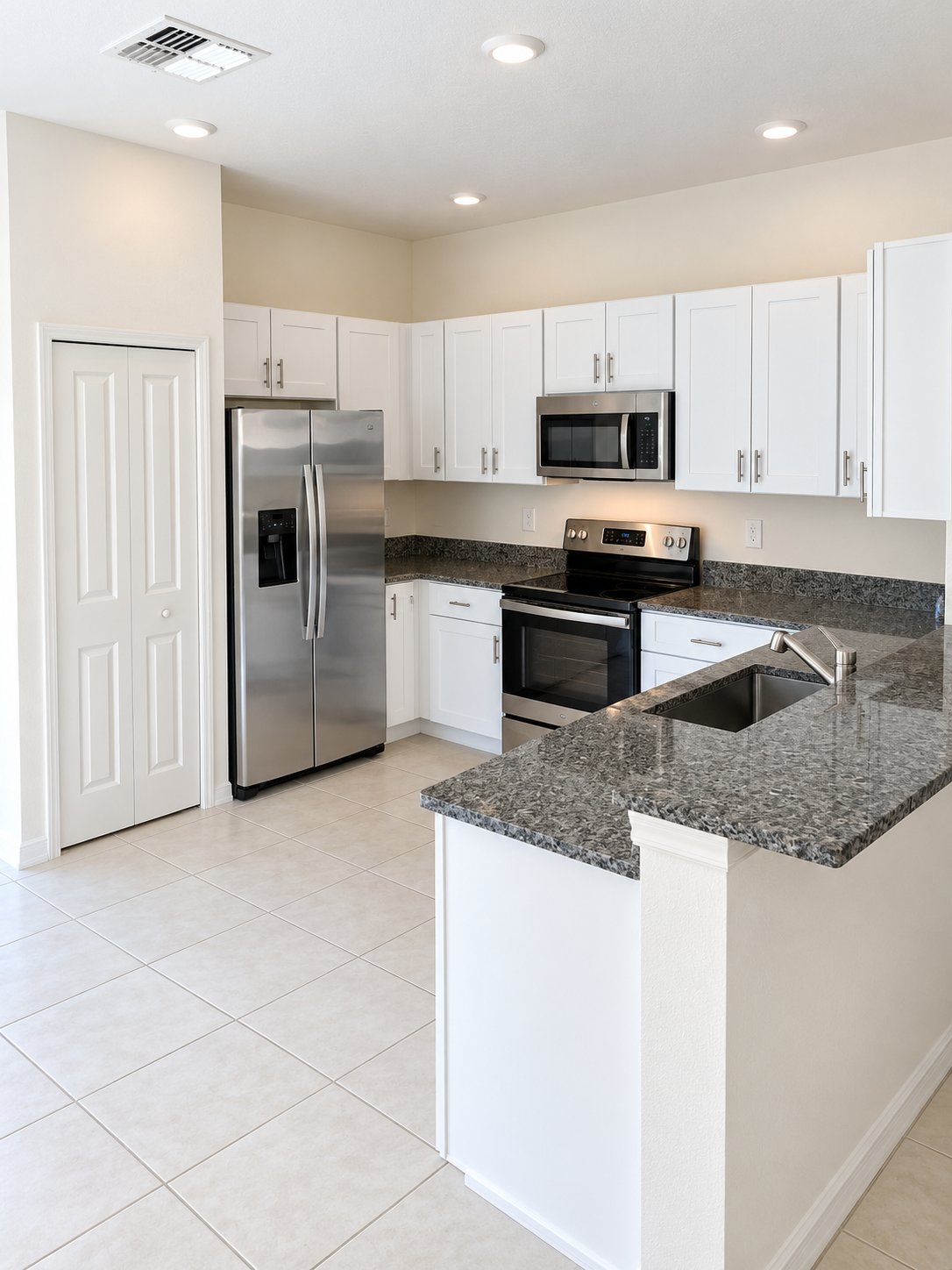 Land O Lakes Townhome: 6100 Acara Ln