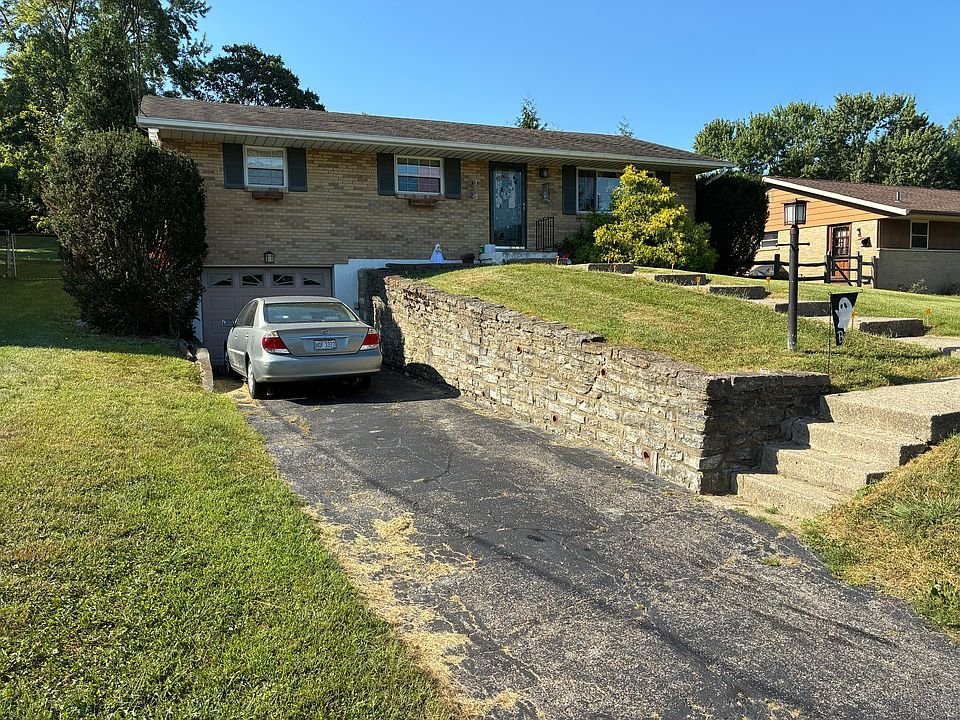 Cincinnati House: 5569 Muddy Creek Rd