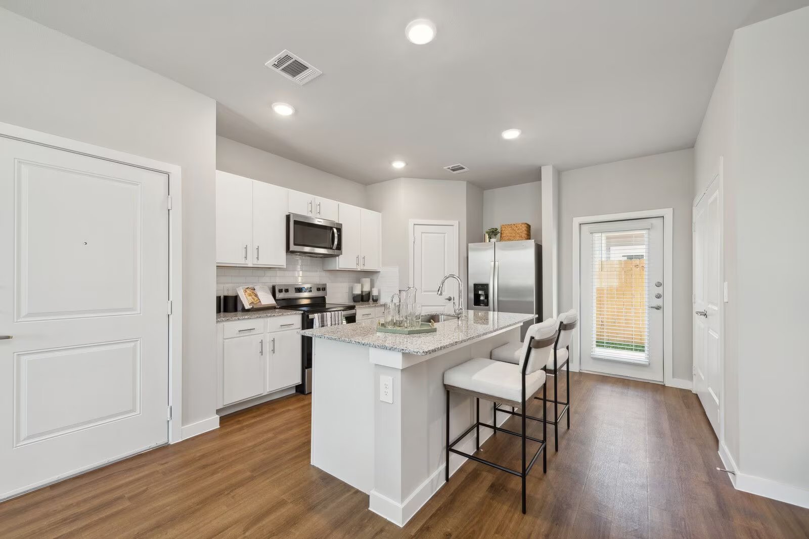 Lavon Townhome: 445 Elevon Pkwy
