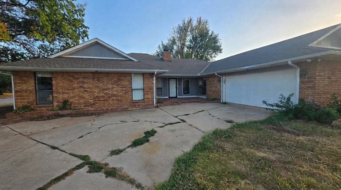 Edmond House: 14001 Osage Dr