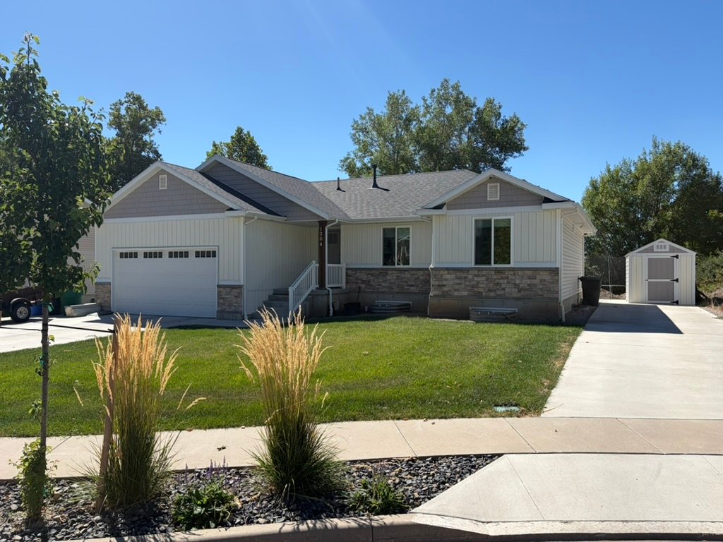 Farmington Multiplex: 1204 Sunrise Ln