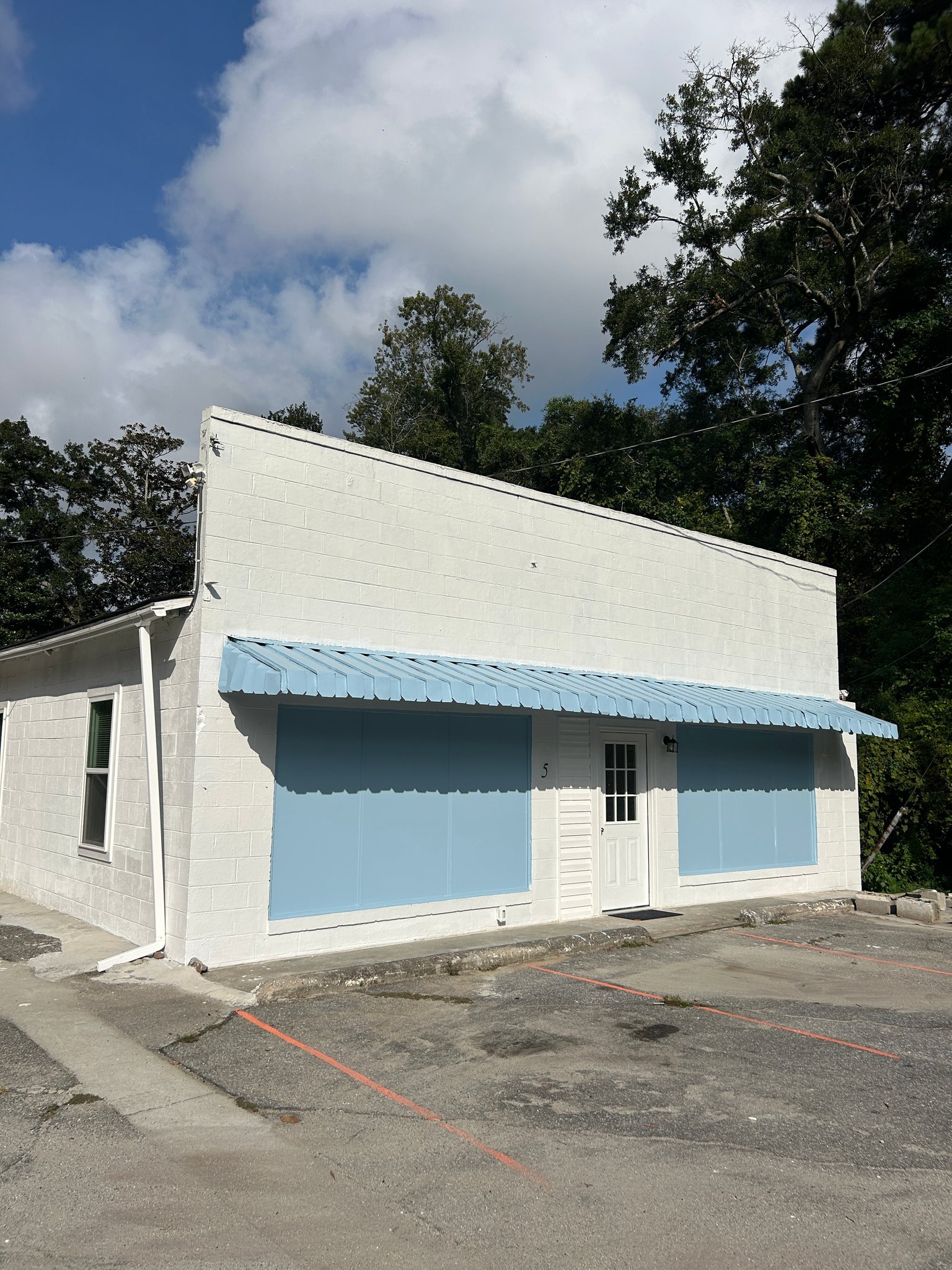 Savannah Apartment: 55 Main St