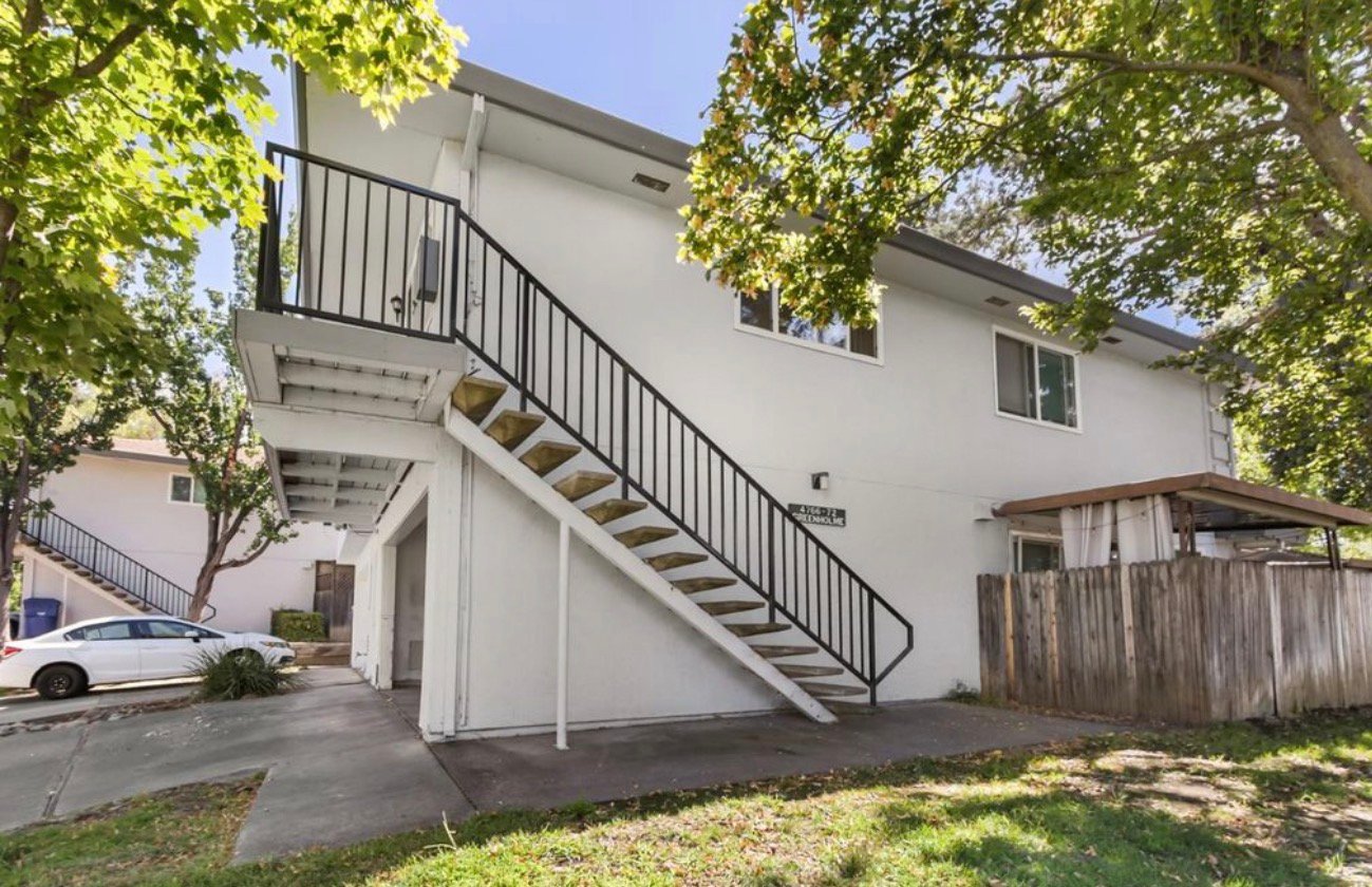 Sacramento Townhome: 4772 Greenholme Dr
