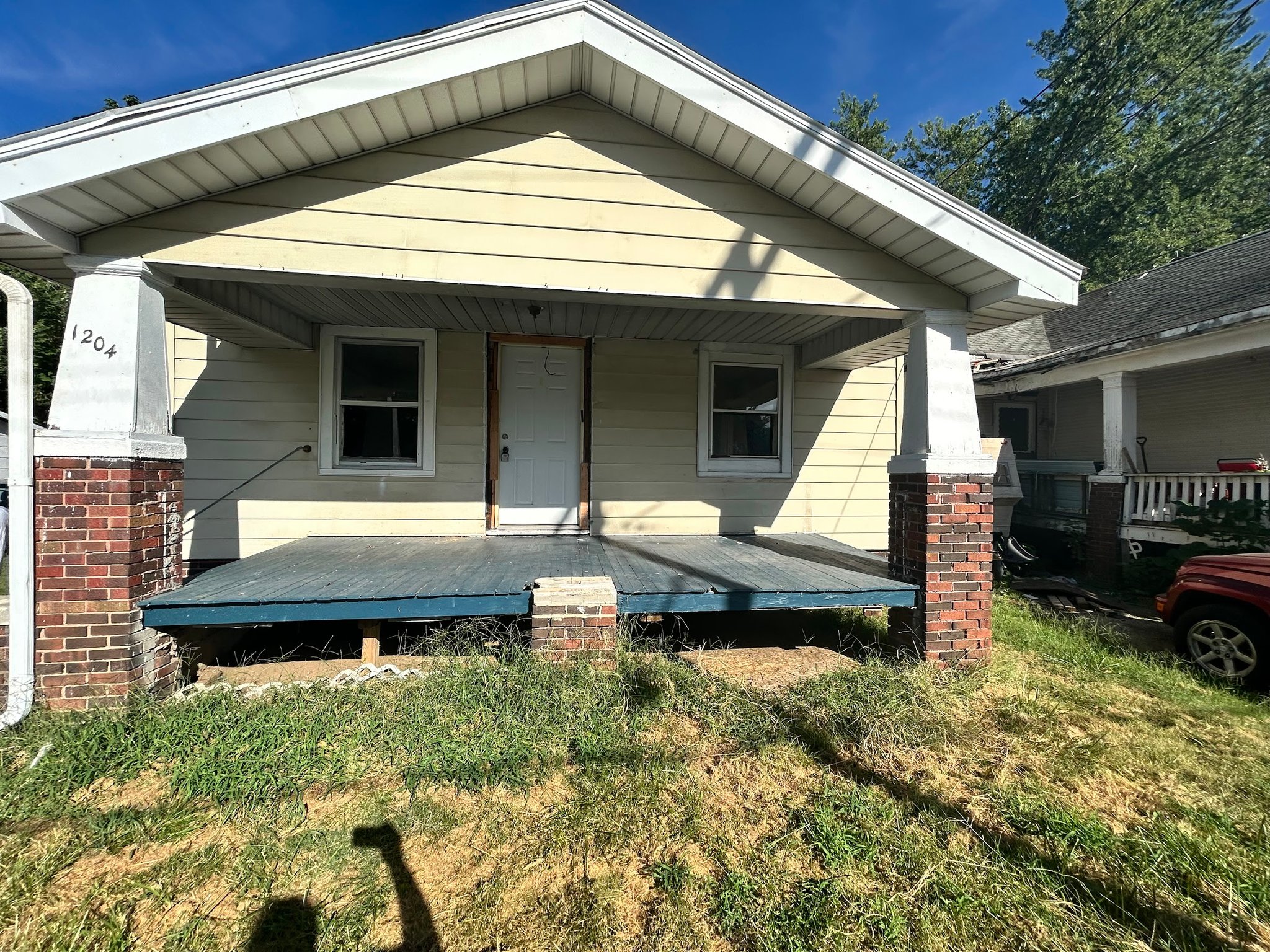 Decatur House: 1204 N Jordan St .