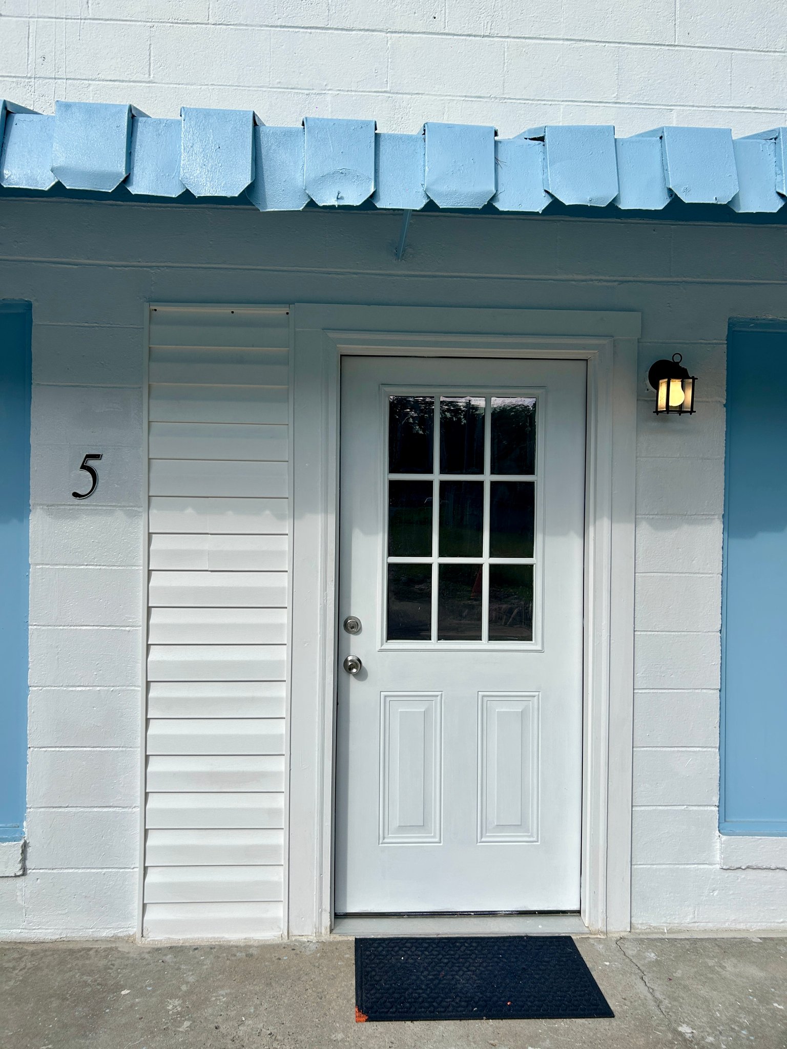 Savannah Apartment: 55 Main St