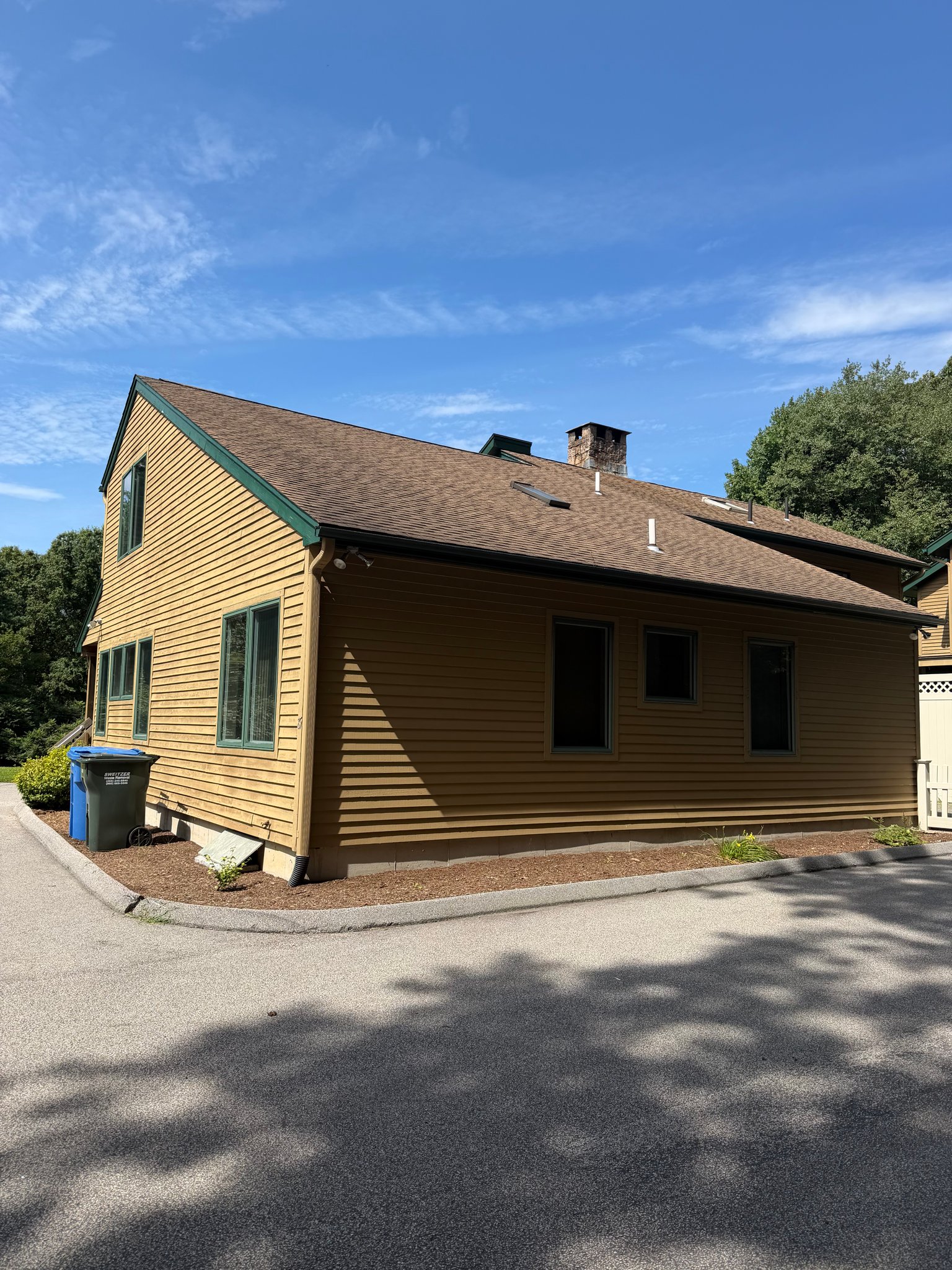 Madison Apartment: 85 Green Hill Rd
