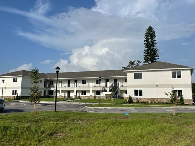 Winter Haven Apartment: 1925 Ave O, SW