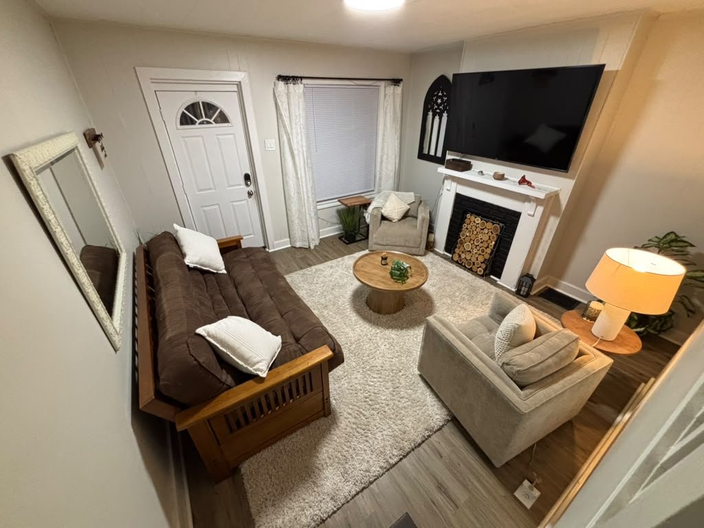 Pittsburgh Townhome: 26 Arnold St