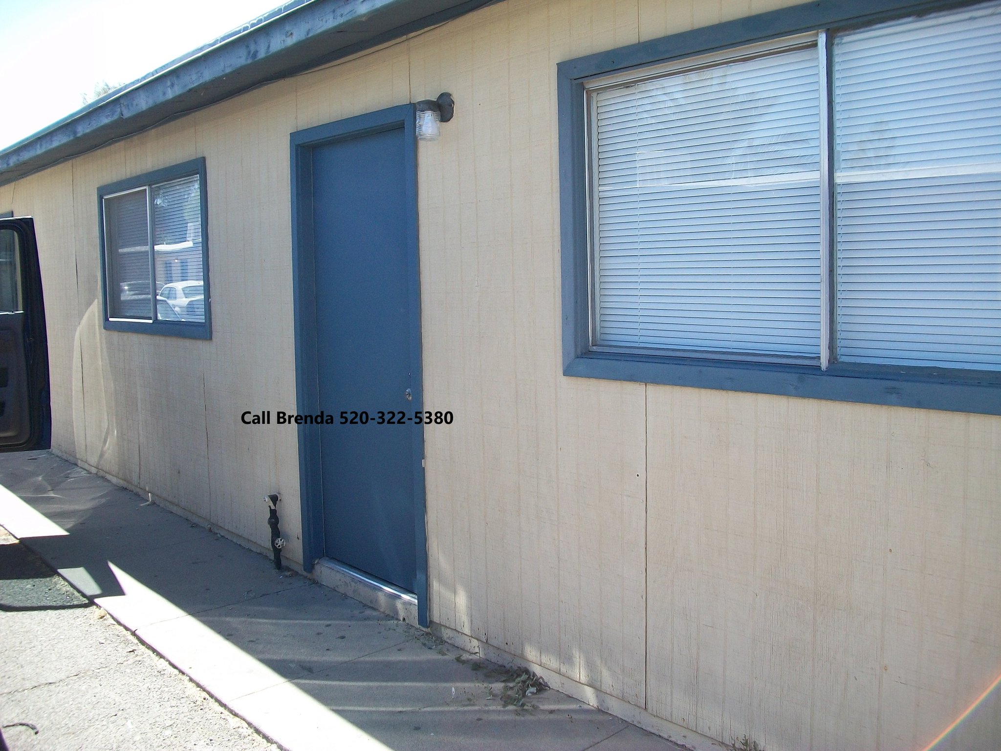 Tucson House: 16 E King Rd
