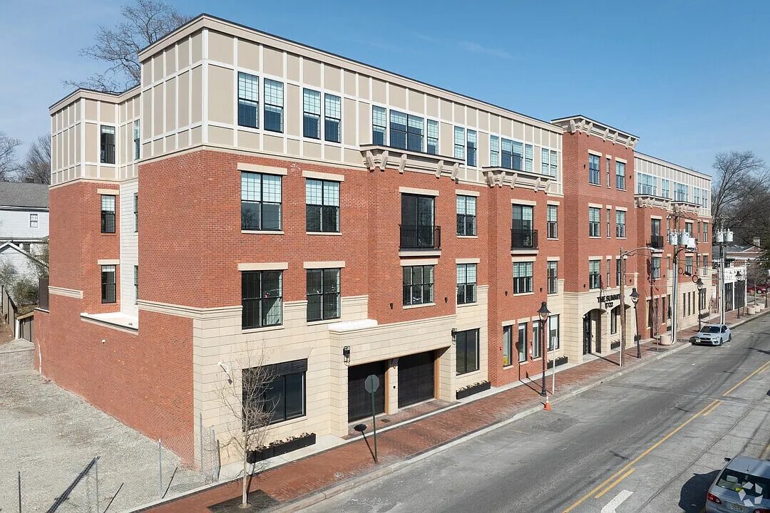 Maplewood Apartment: 1722 Springfield Ave