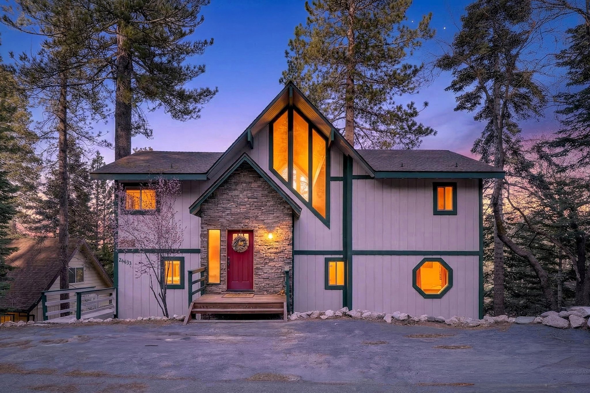 Lake Arrowhead House: 26633 Thunderbird