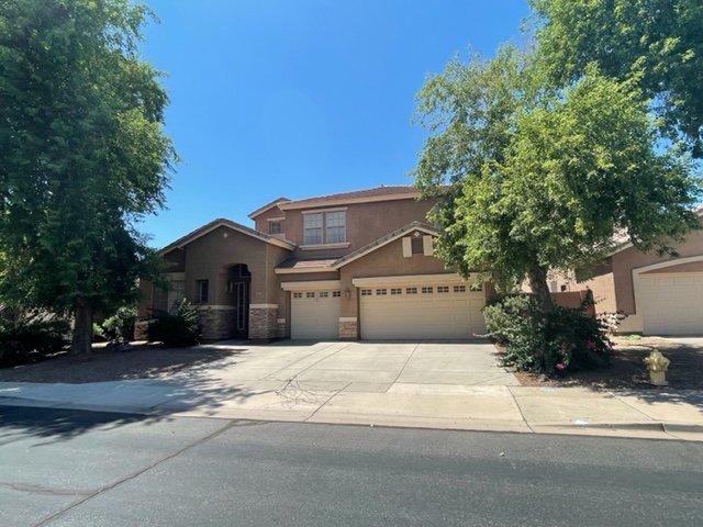Mesa House: 9732 E Natal Ave