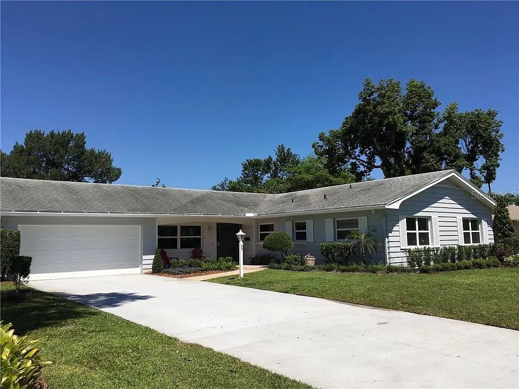 Jacksonville House: 16077 Garrett Grove Ct