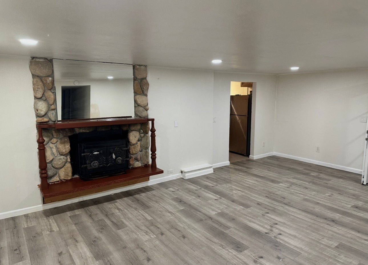Auburn Apartment: 29324 38th Pl S