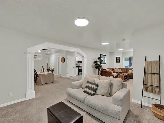 Orem House: 321 W 1800 S