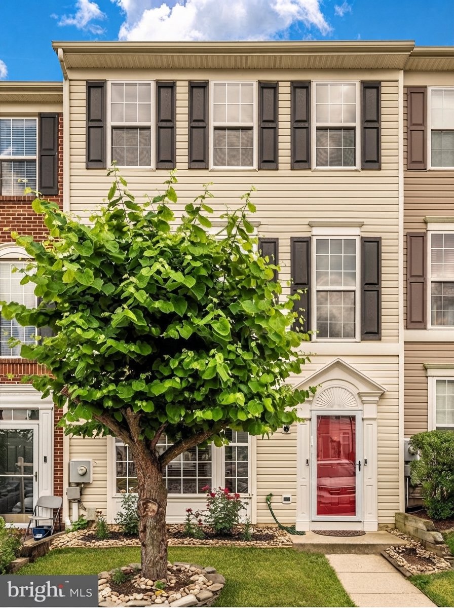 Frederick Townhome: 505 Ellison Ct