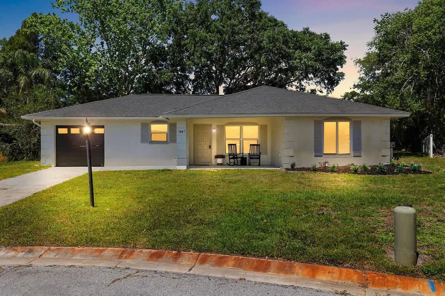 Wesley Chapel House: 1941 Tidewater Ct