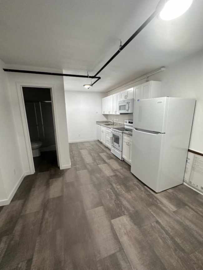 Gooding Apartment: 1120 Montana St