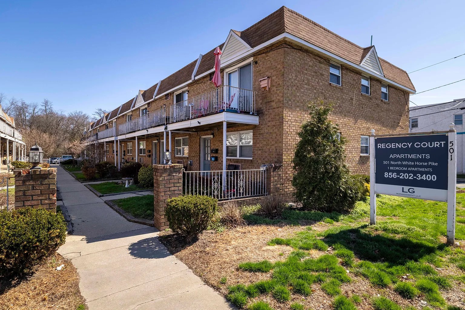Magnolia Apartment: 501-505 N Whitehorse Pike