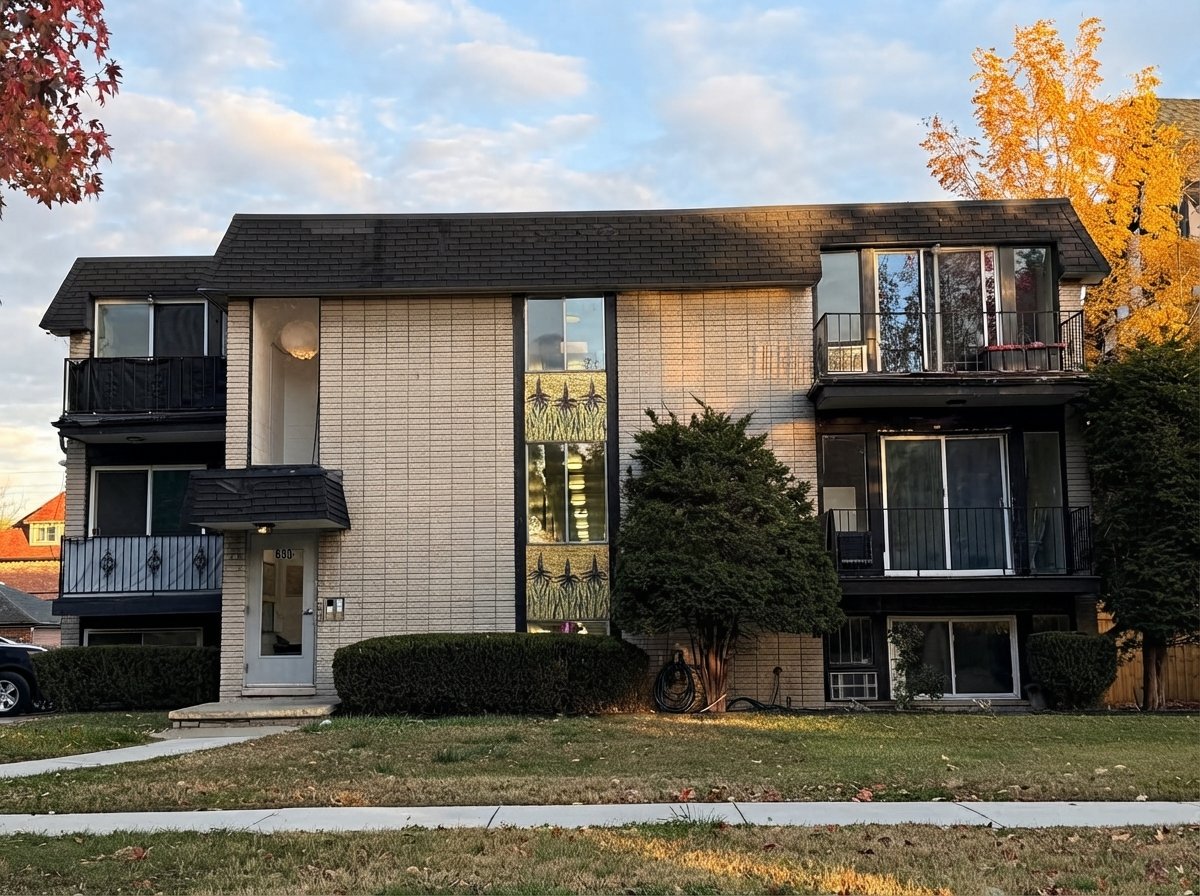 Detroit Apartment: 650 Virginia Park St