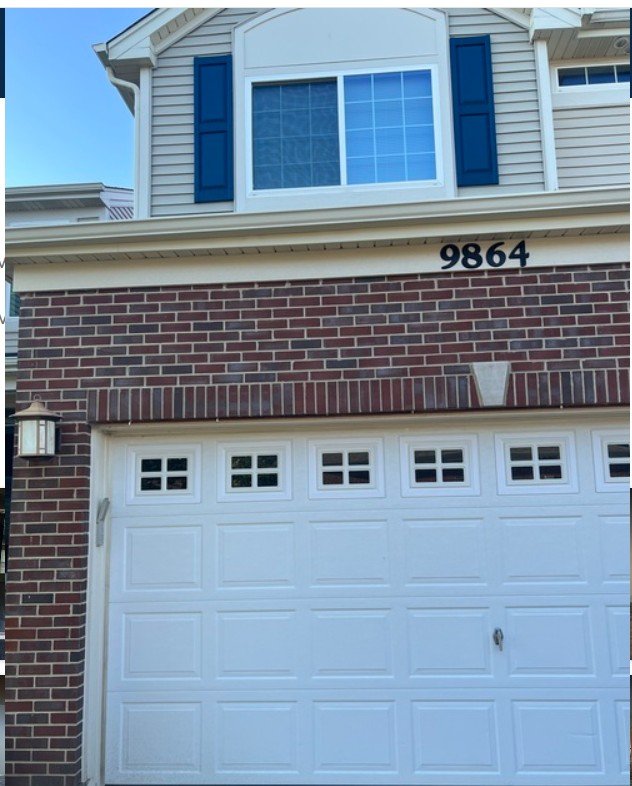 Huntley Townhome: 9864 Cummings St