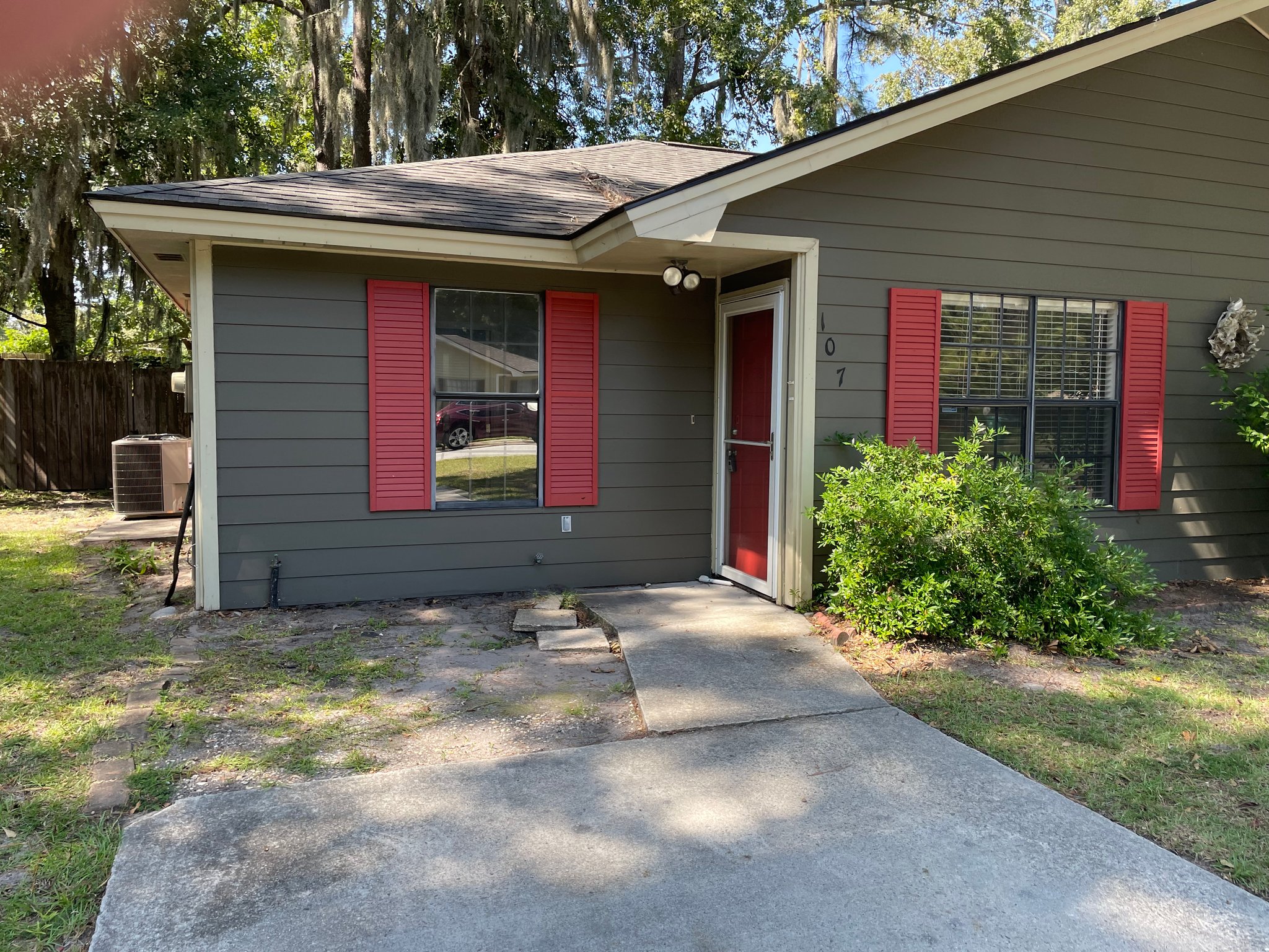 Savannah Other: 107 Wisteria Ct