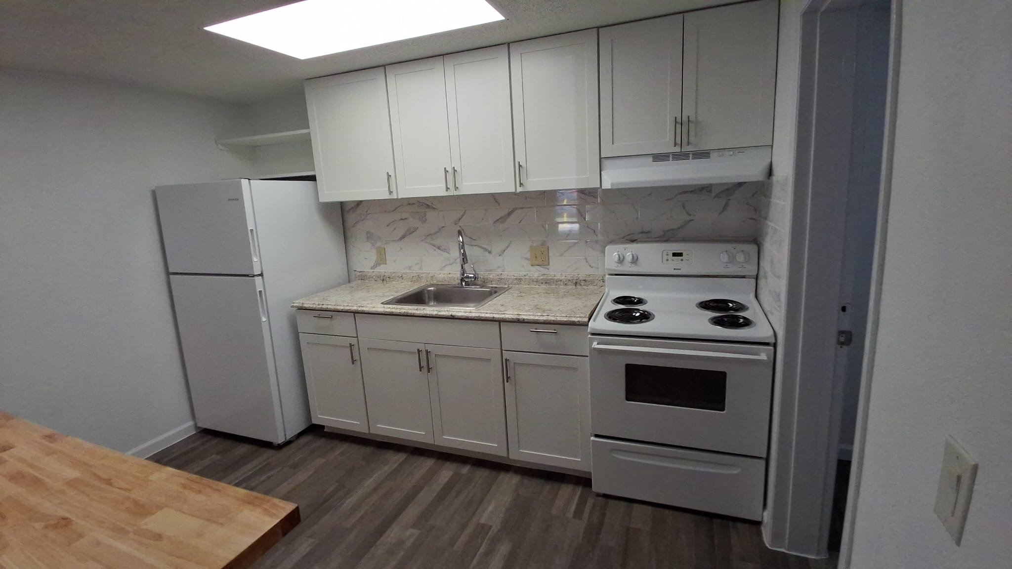 Leesburg Apartment: 33305 Ryan Drive