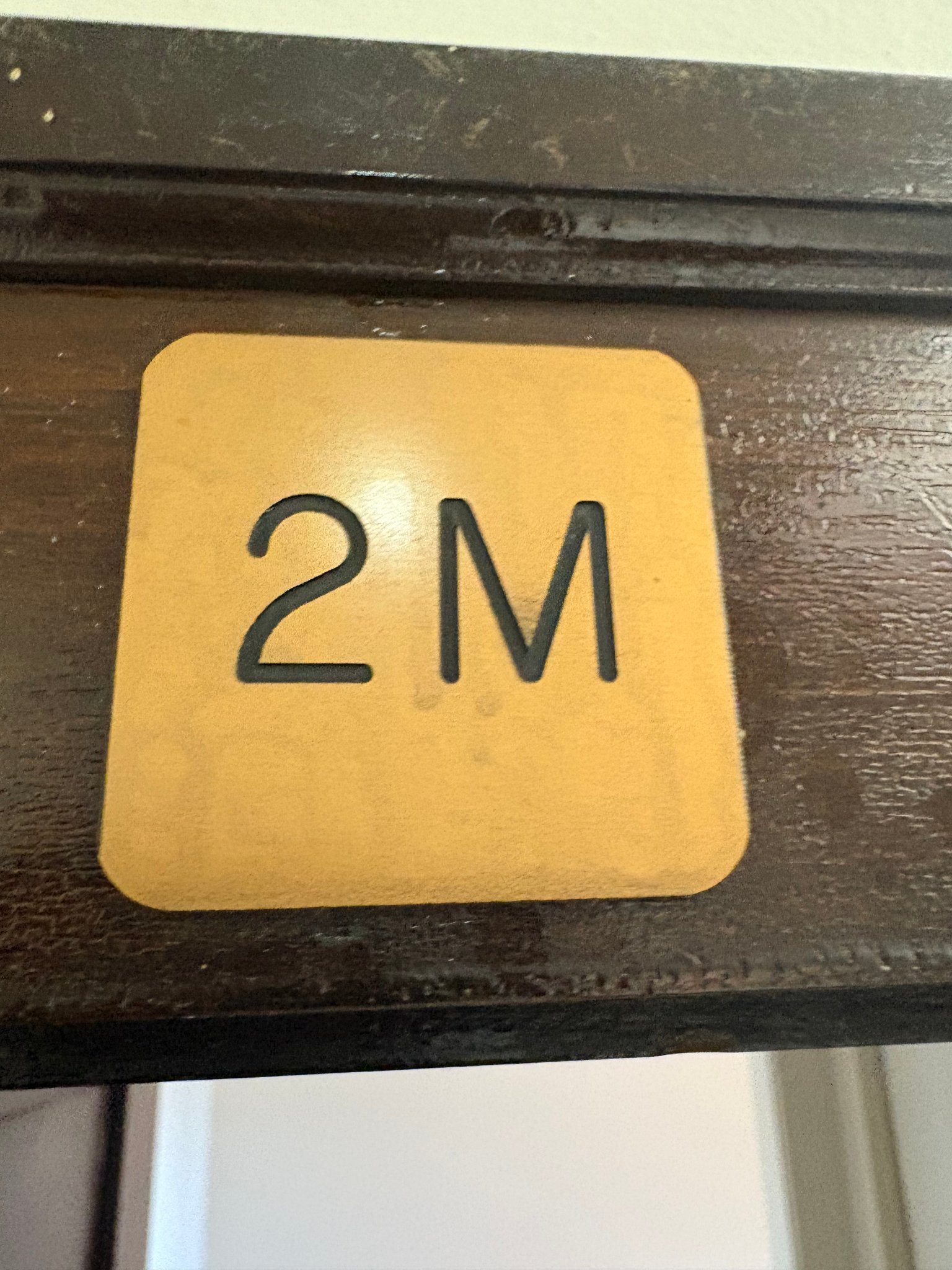 Oak Park Apartment: 822 S Austin