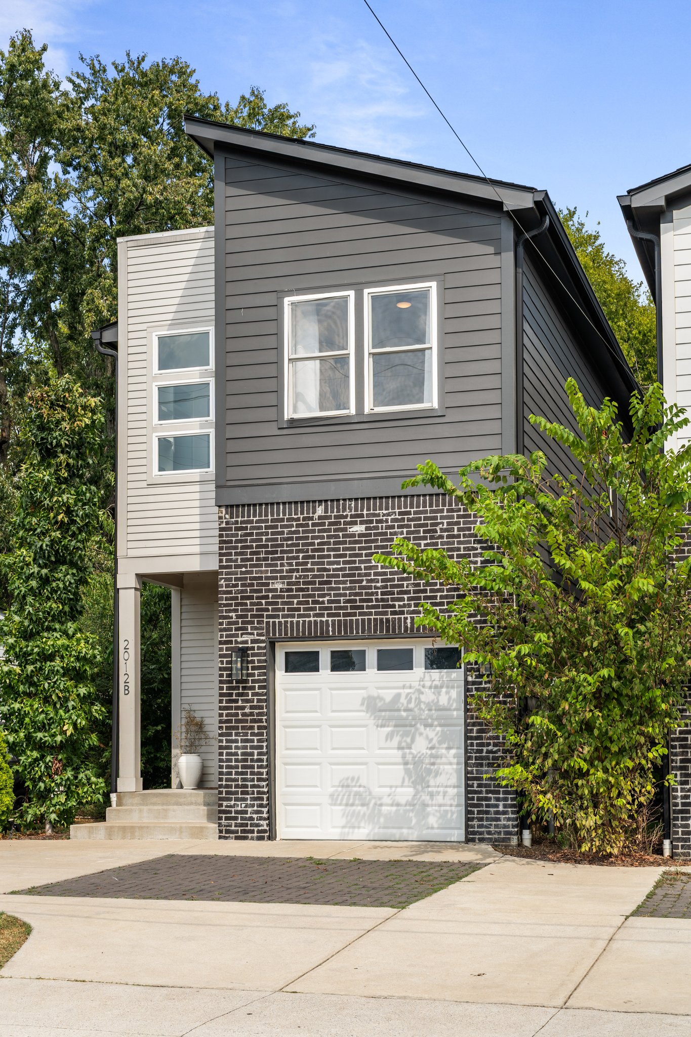 Nashville House: 2012 Owen ST #B