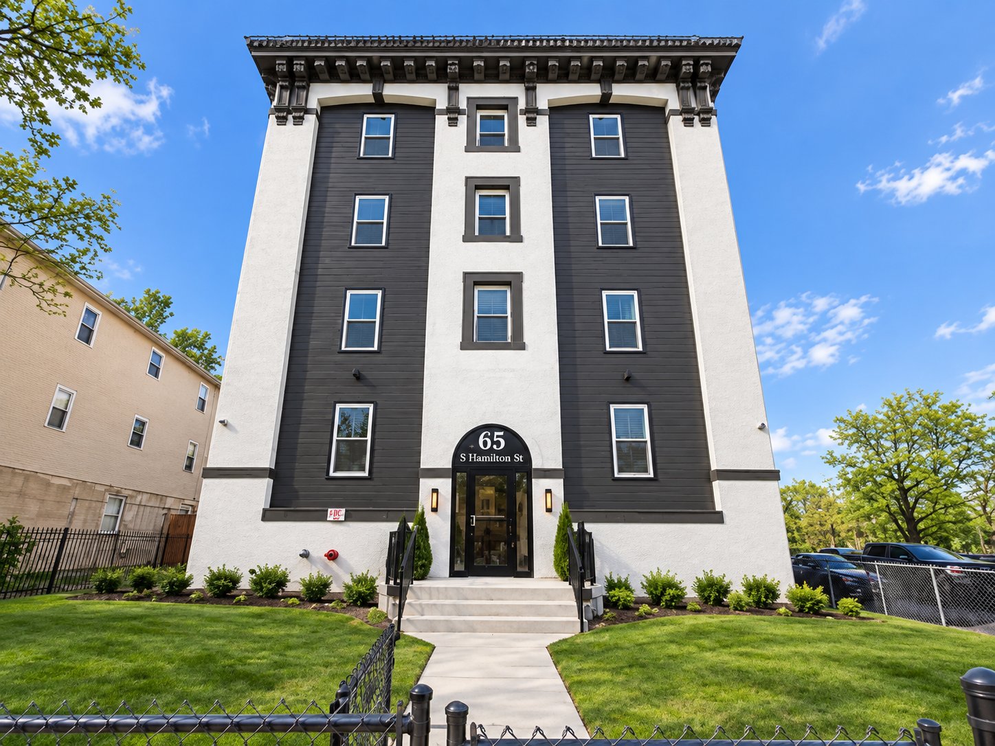East Orange Apartment: 65 S Harrison St