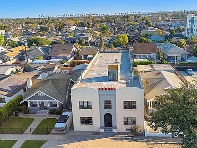 Los Angeles Apartment: 1628 W 45th,Unit 205