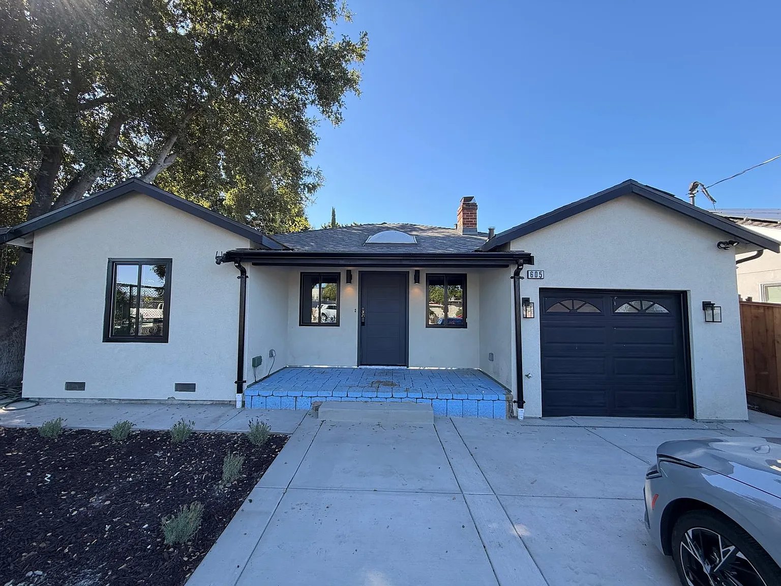REDWOOD House: 2nd Ave Redwood City, CA 94063