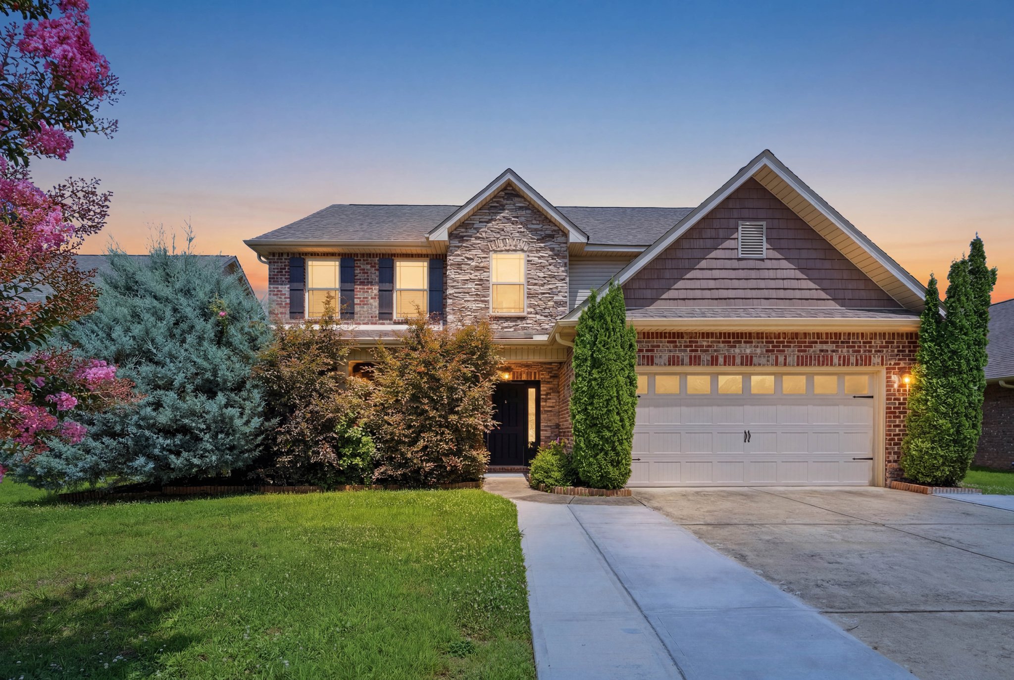 Owens Cross Roads House: 3011 Magnolia Leaf Circle