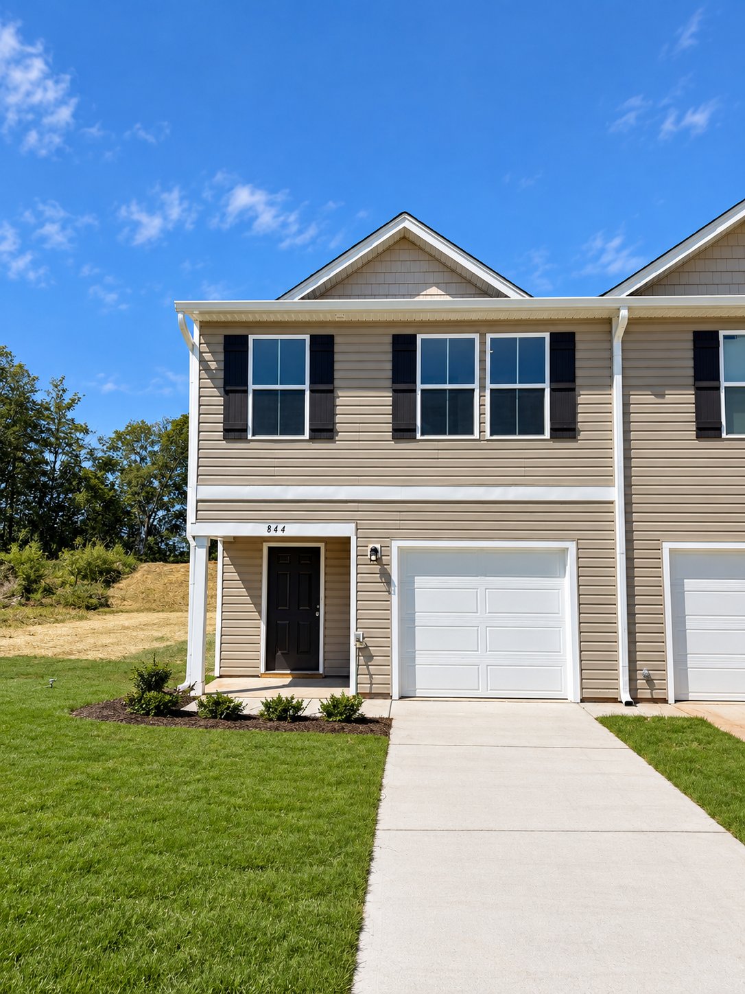 Lexington Townhome: 844 Pine Cone Lane