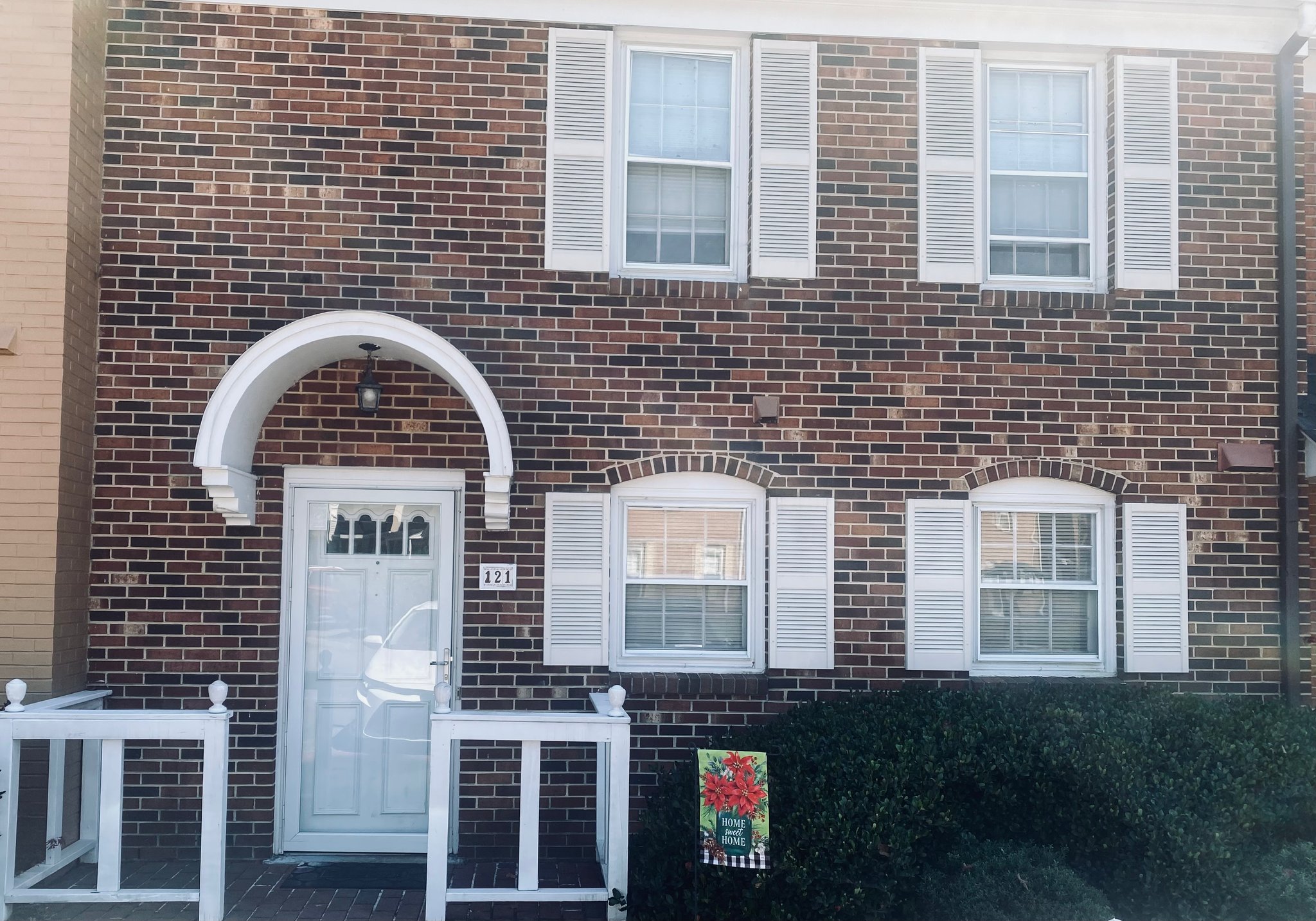 Winston Salem Townhome: 121 Charlestowne Cir