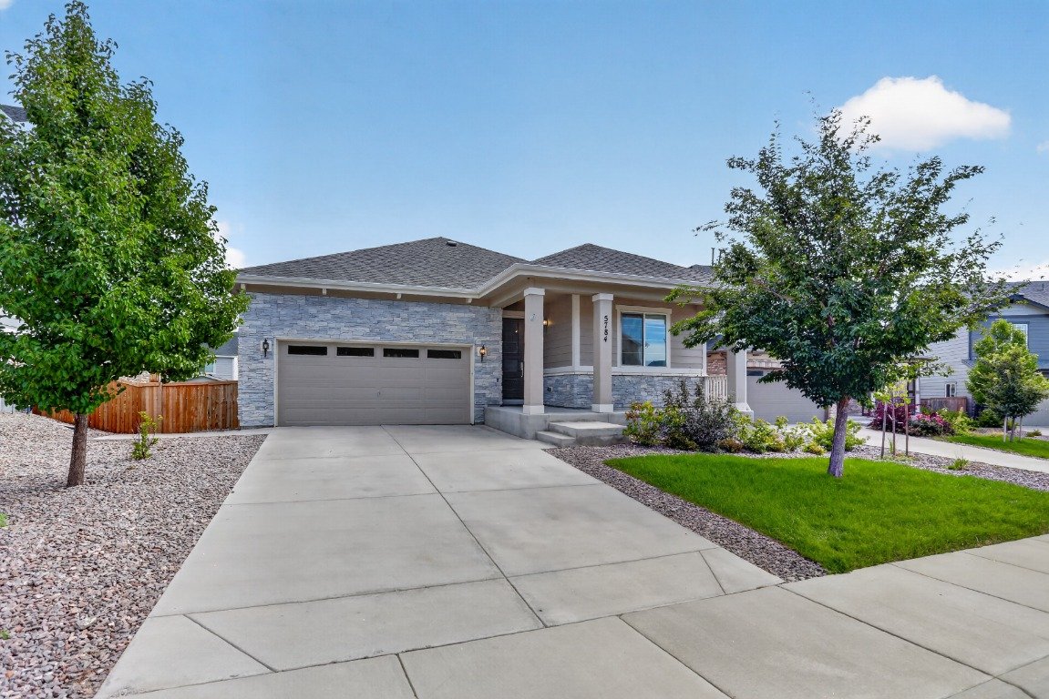 Aurora House: 5784 S Fultondale Ct