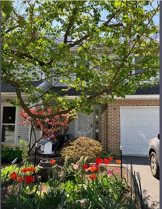 Harrisburg Townhome: 307 Fawn Rdg N