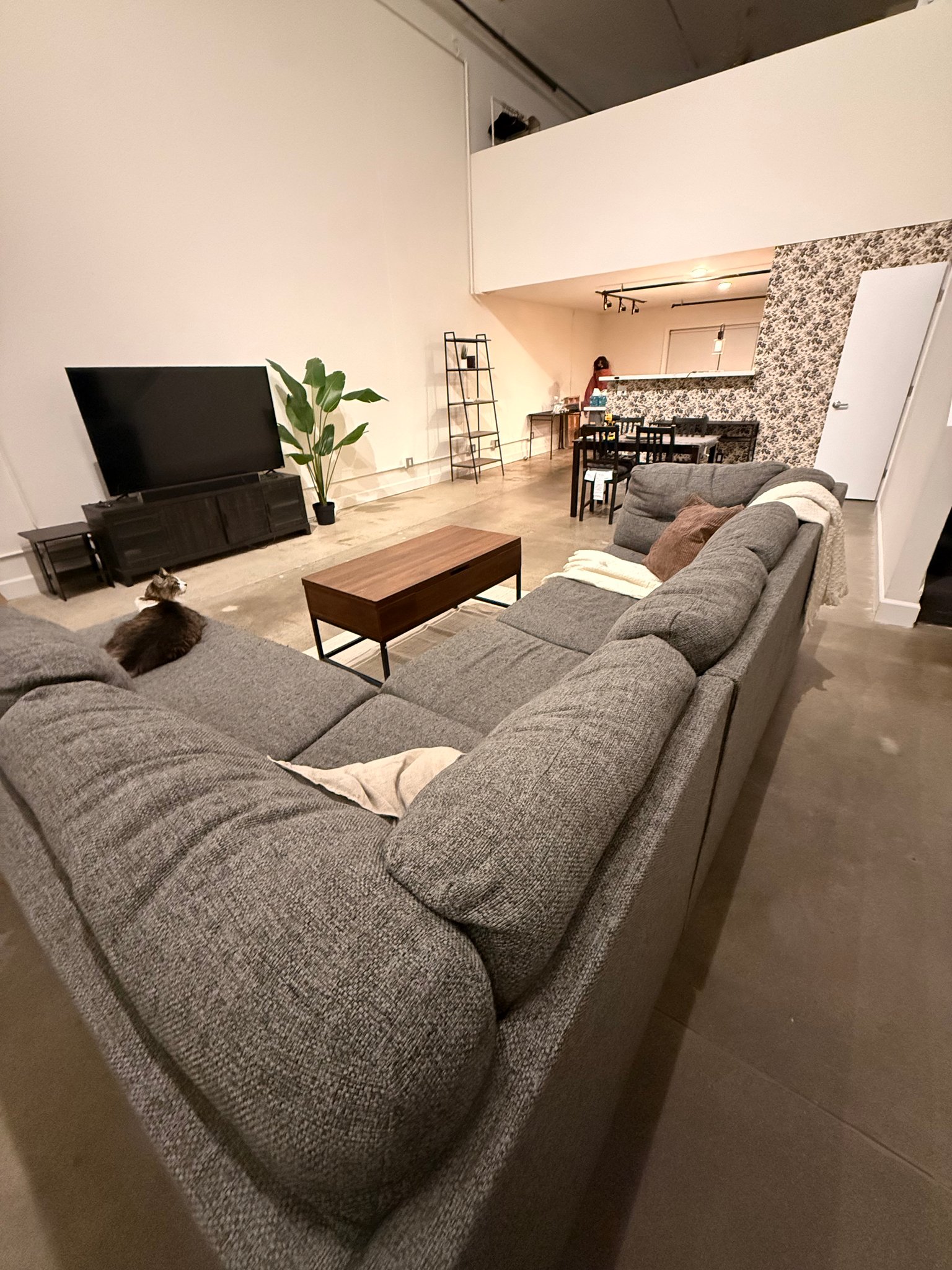 Emeryville Condo: 1175 59th St