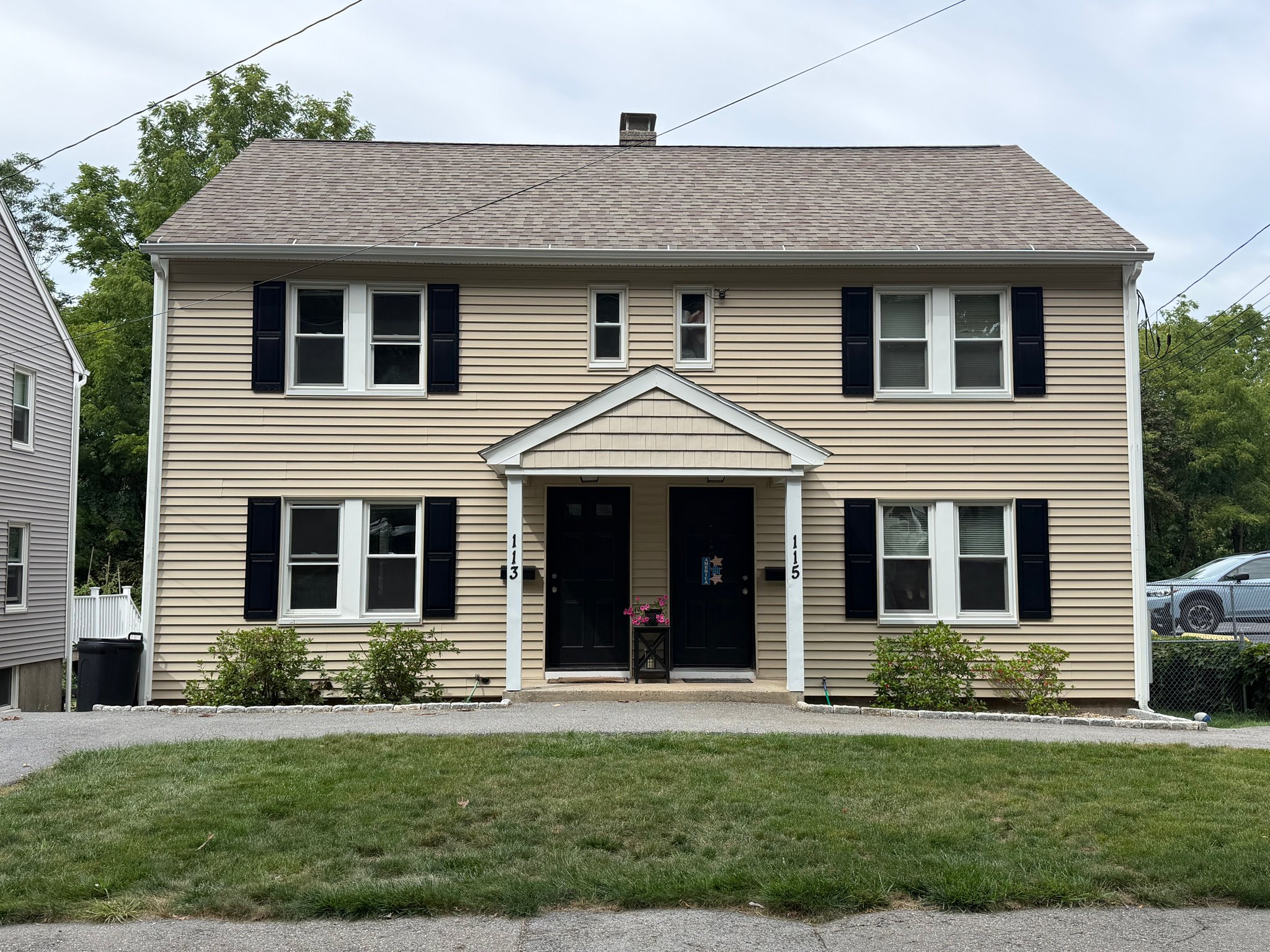 Worcester Townhome: 113 Brooks Street