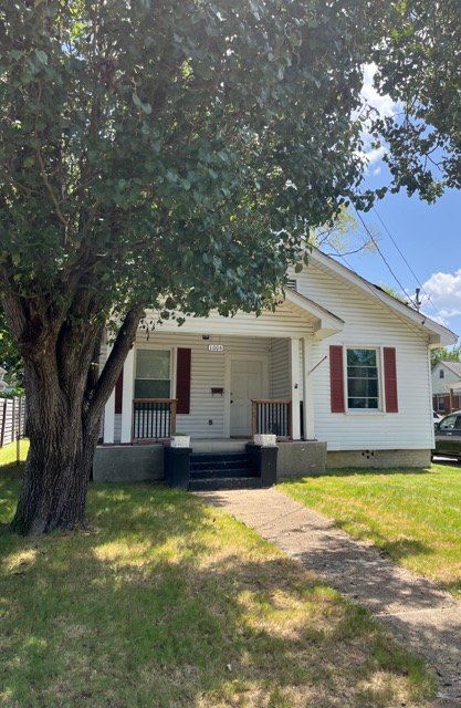 Chattanooga House: 1004 S Beech St