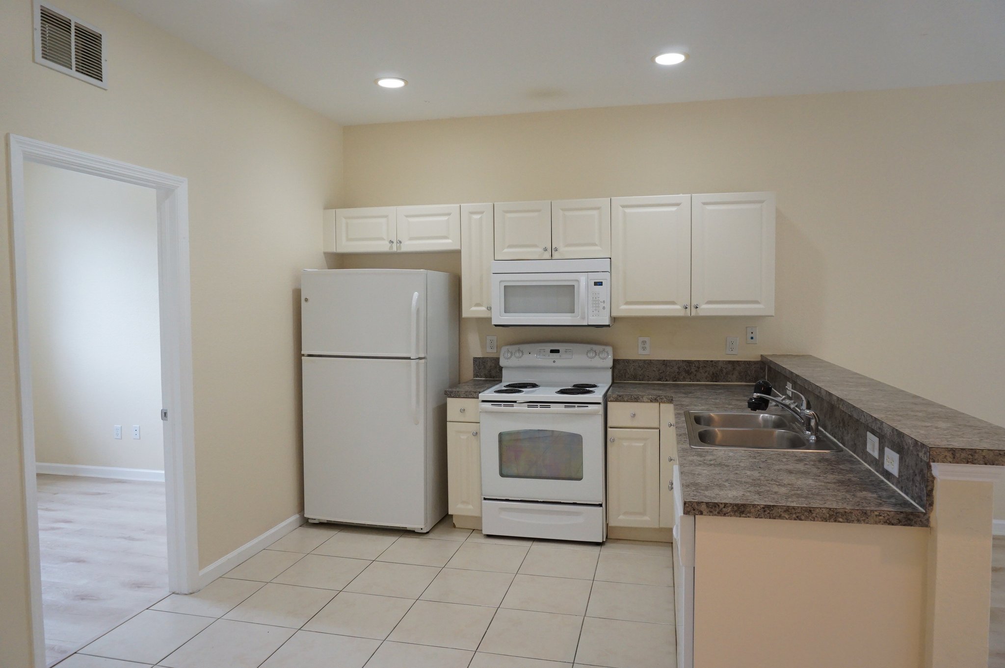 Riviera Beach Condo: 1931 Marsh Harbour Dr