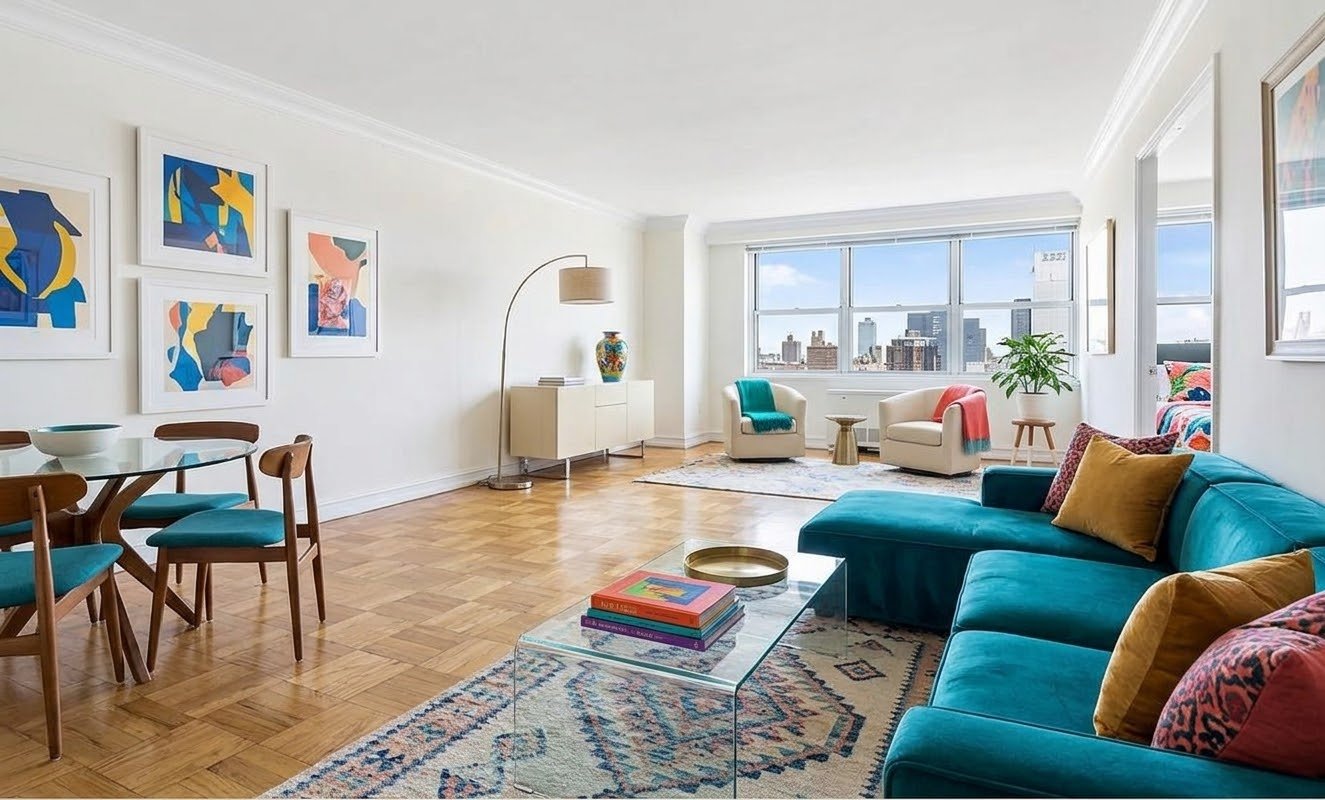 New York Apartment: 888 Eighth Ave