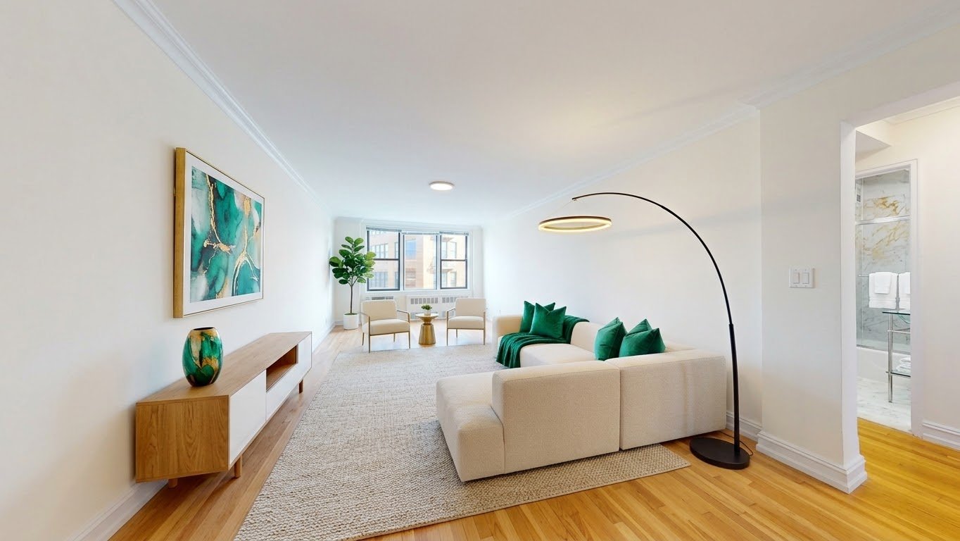 New York Apartment: 305 West 13th Street