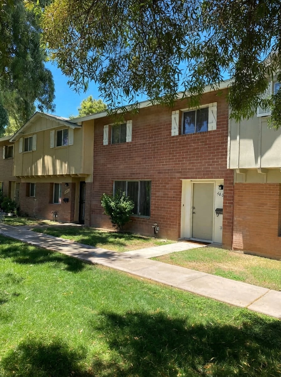 Tempe Townhome: 4809 S Mill Ave
